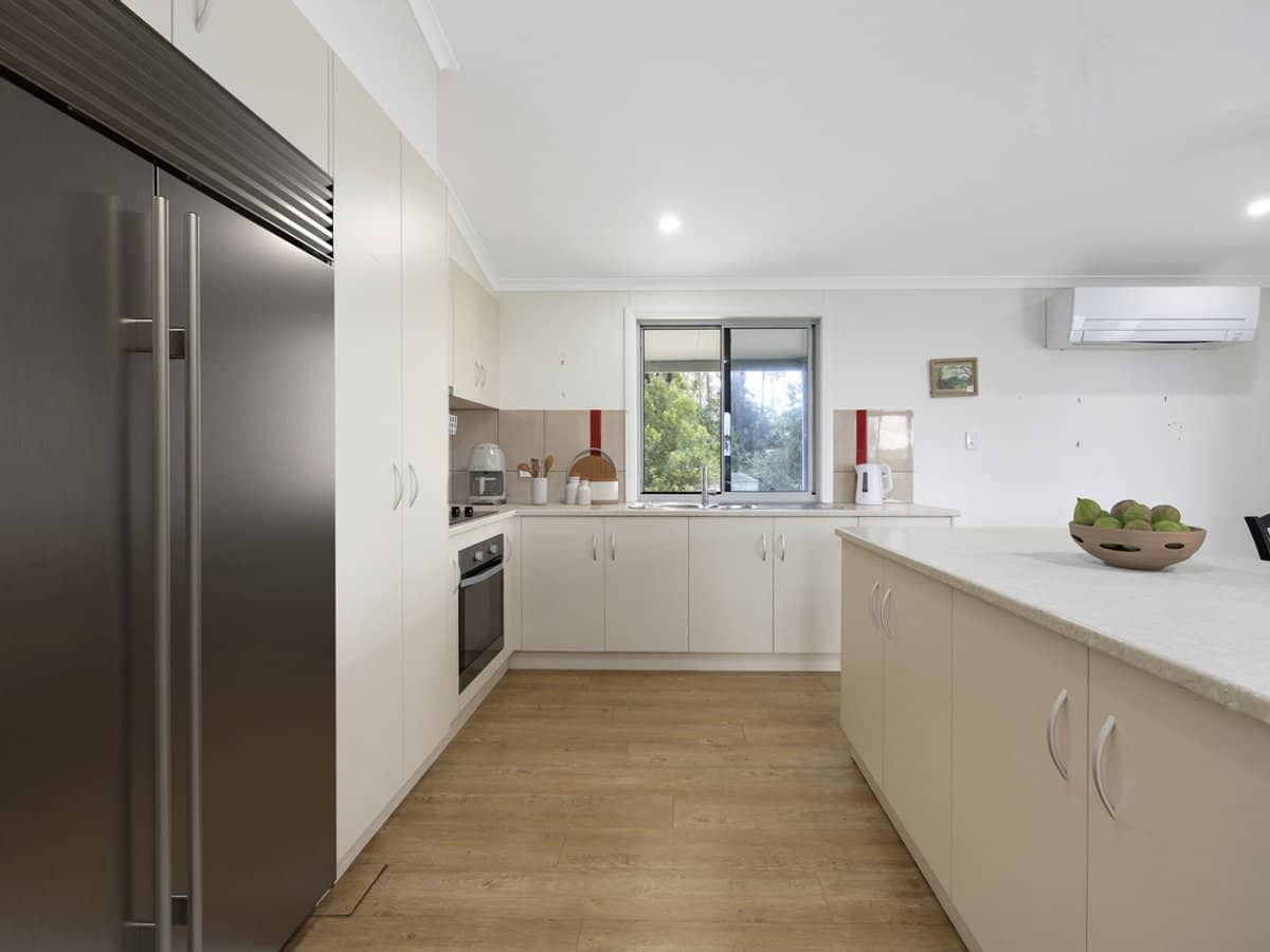 56-58 Timbarra Drive, BEECHMONT - Thumbnail 5