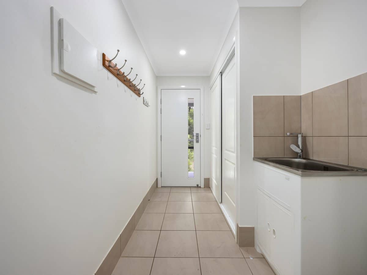 56-58 Timbarra Drive, BEECHMONT - Thumbnail 10