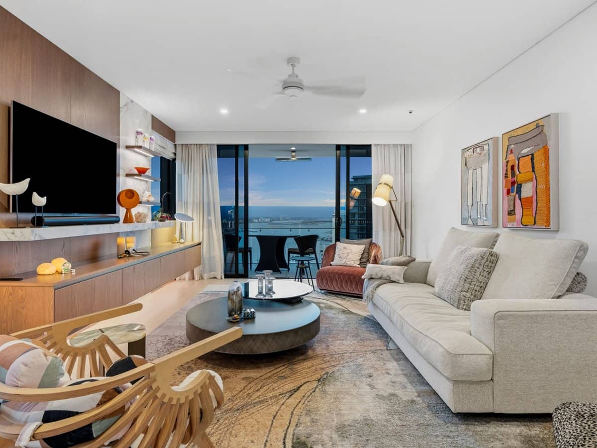 24 Woodroffe Avenue, Main Beach - Thumbnail 8