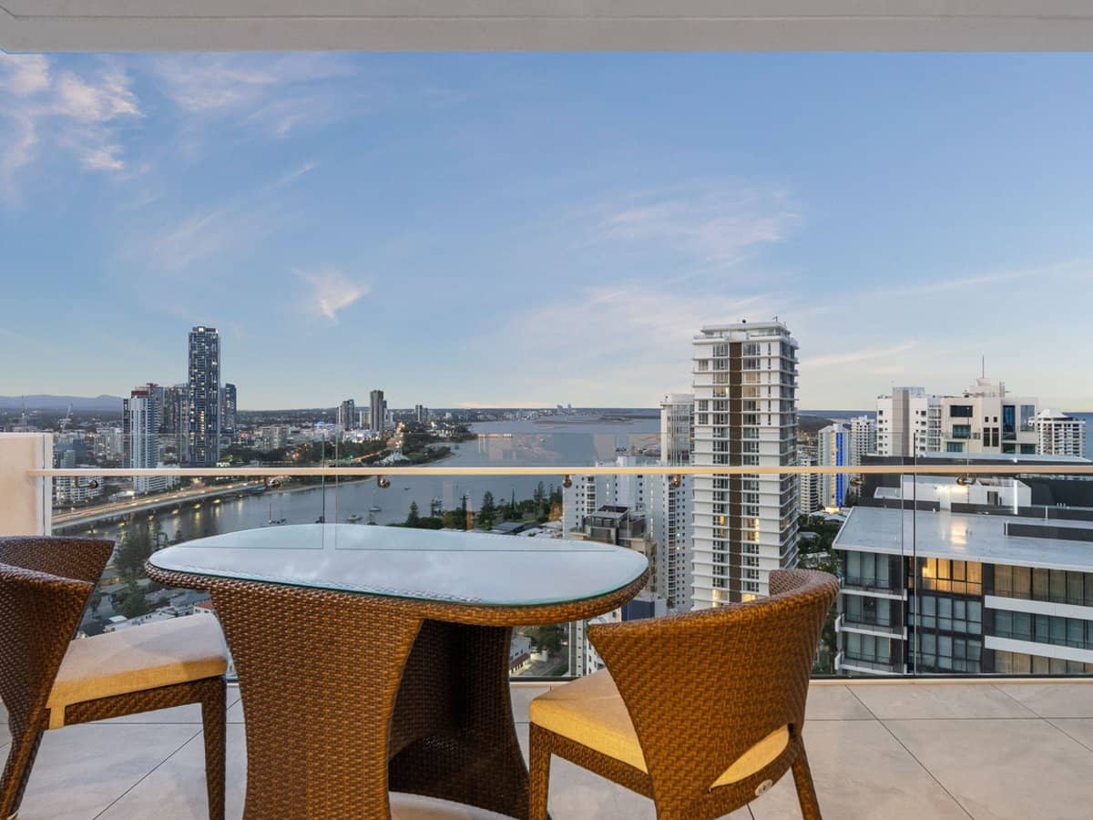 24 Woodroffe Avenue, Main Beach - Thumbnail 9