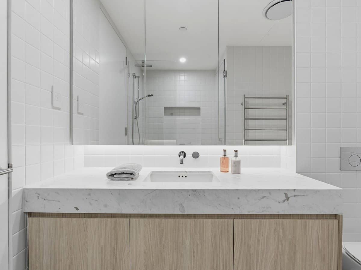 24 Woodroffe Avenue, Main Beach - Thumbnail 18