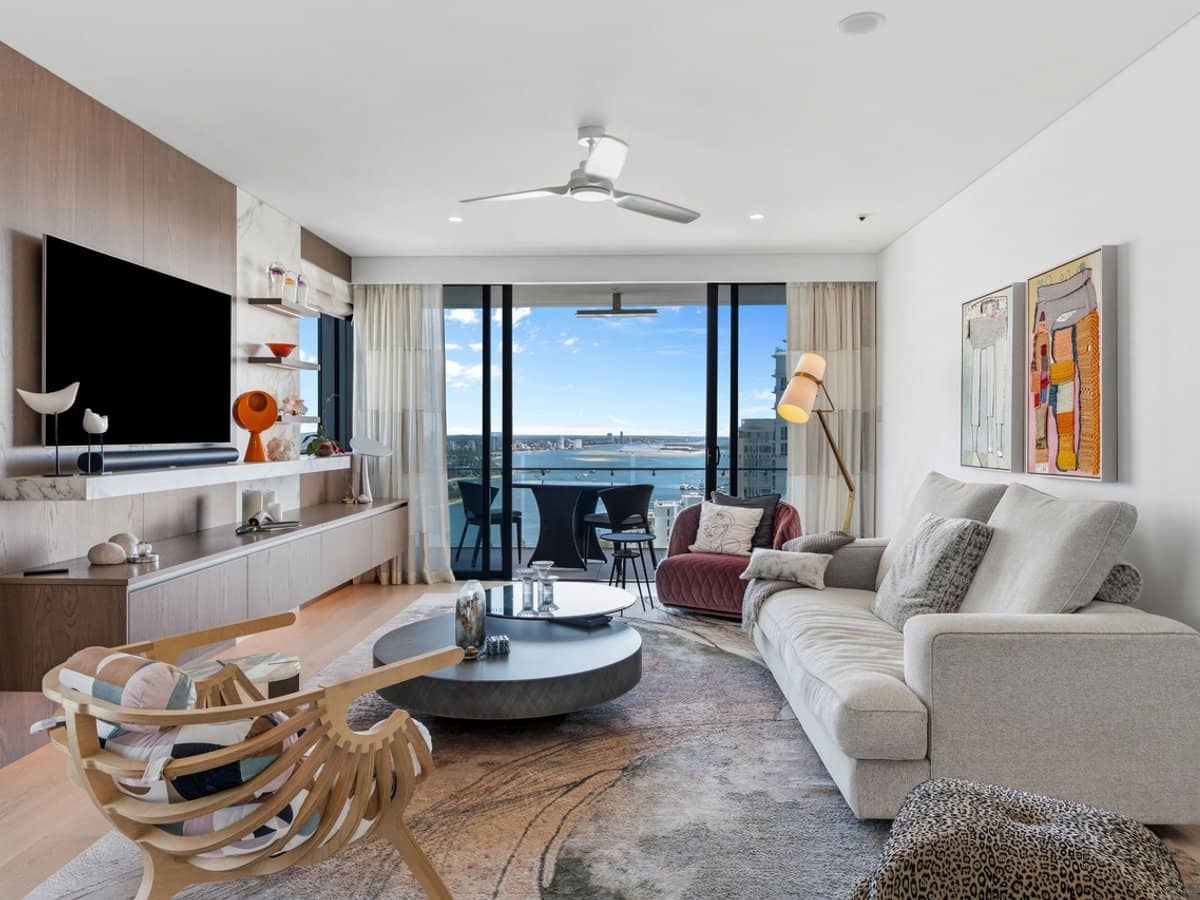 24 Woodroffe Avenue, Main Beach - Thumbnail 21