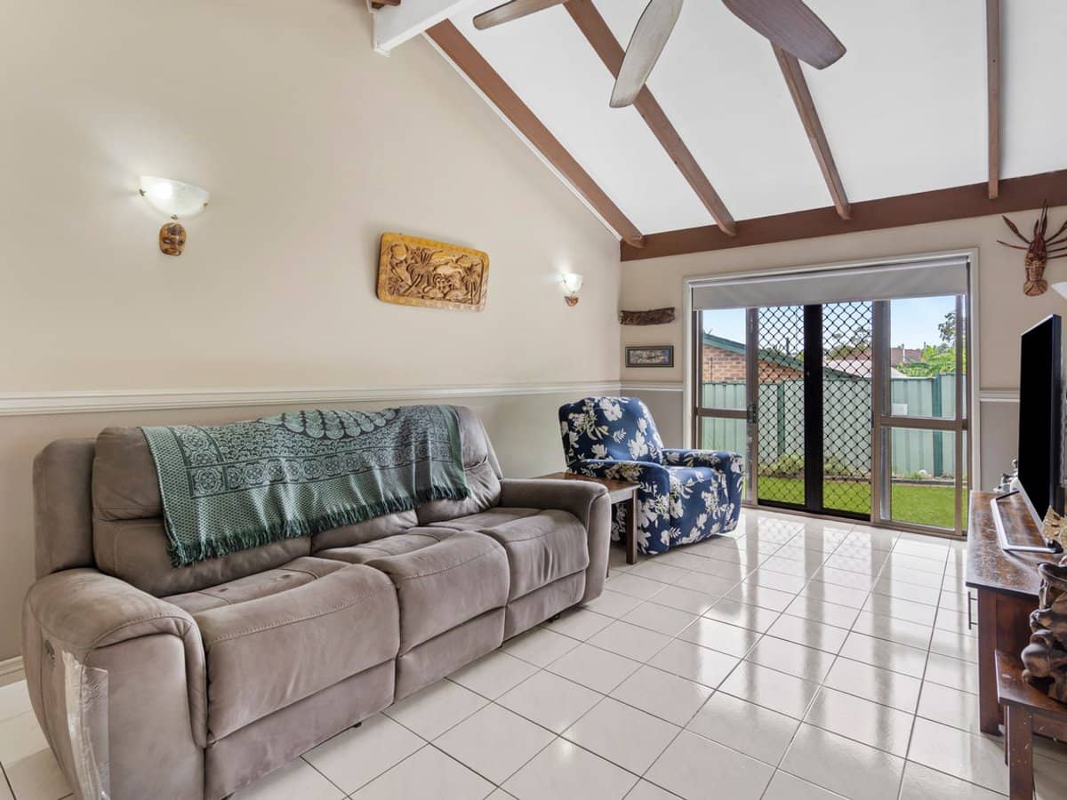 12 Honeyman Street, MOUNT WARREN PARK - Thumbnail 6