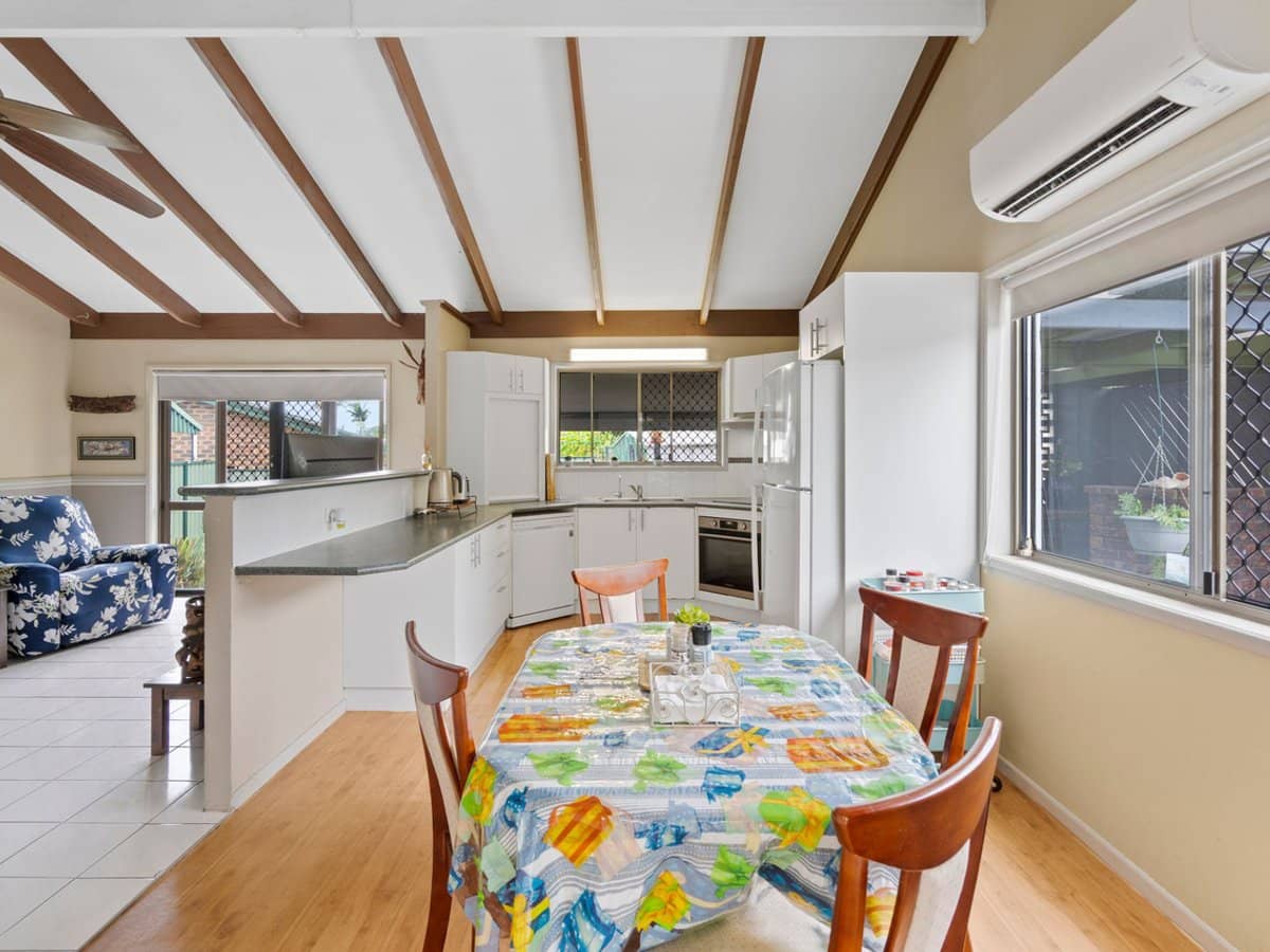 12 Honeyman Street, MOUNT WARREN PARK - Thumbnail 7