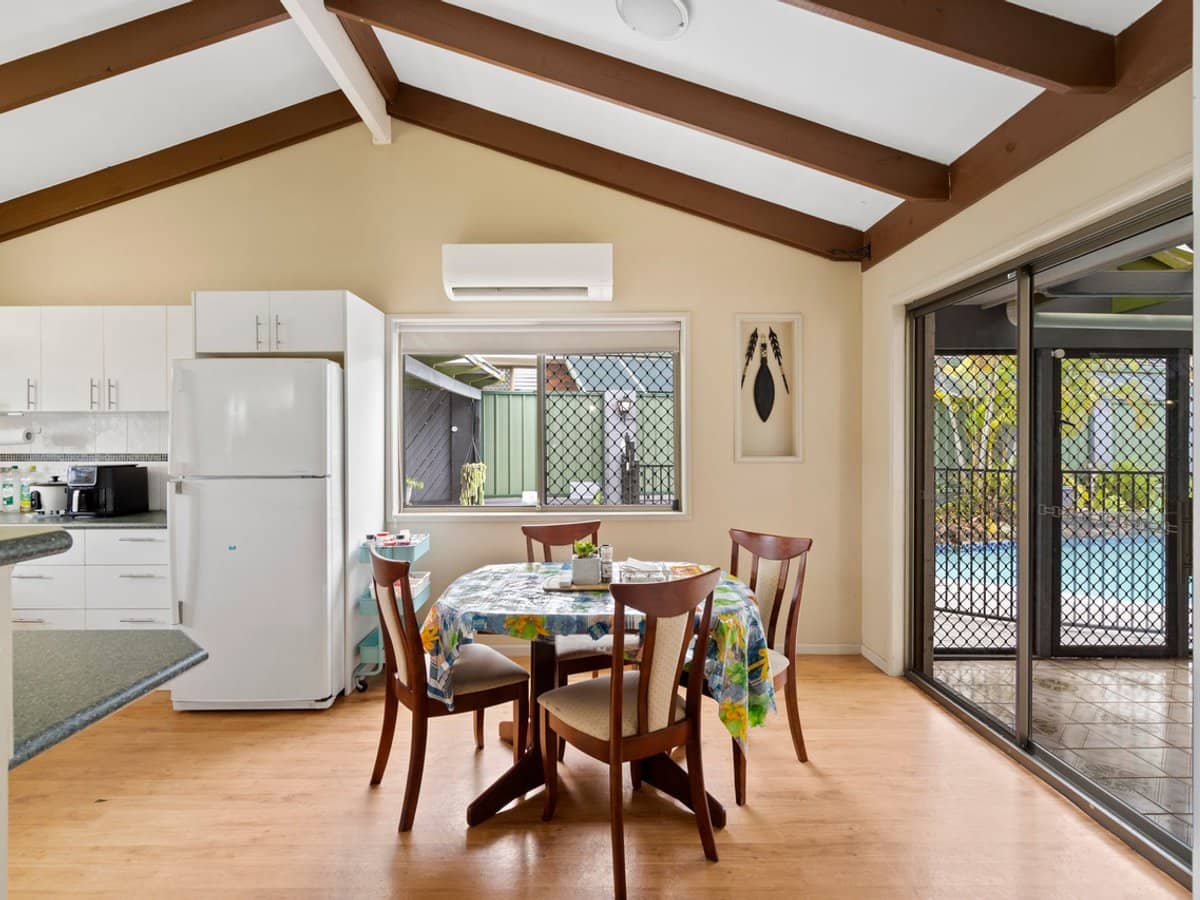 12 Honeyman Street, MOUNT WARREN PARK - Thumbnail 8