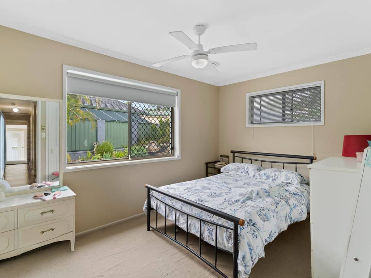 12 Honeyman Street, MOUNT WARREN PARK - Thumbnail 12