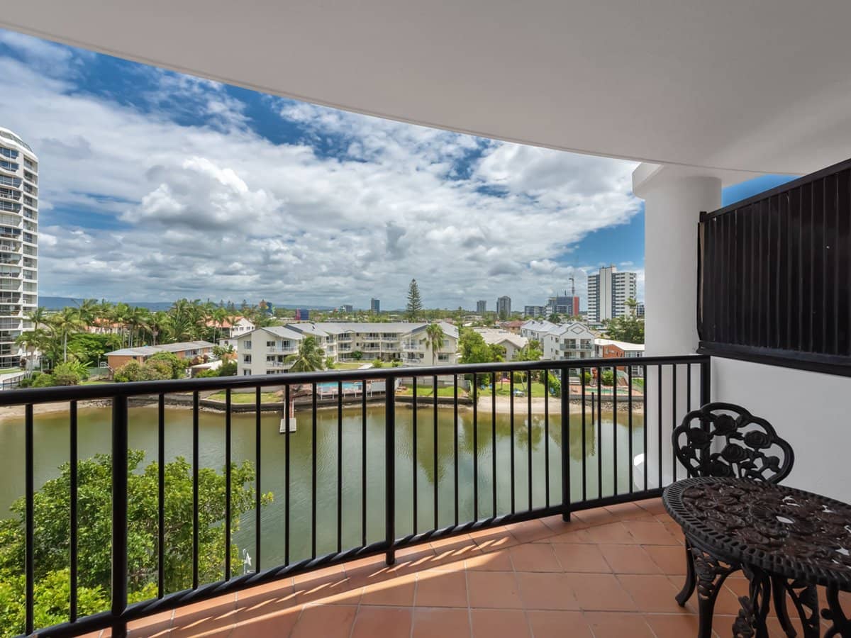 12 Paradise Island, SURFERS PARADISE - Thumbnail 2