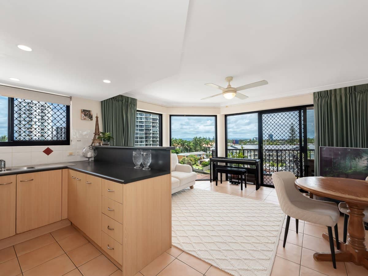 12 Paradise Island, SURFERS PARADISE - Thumbnail 5