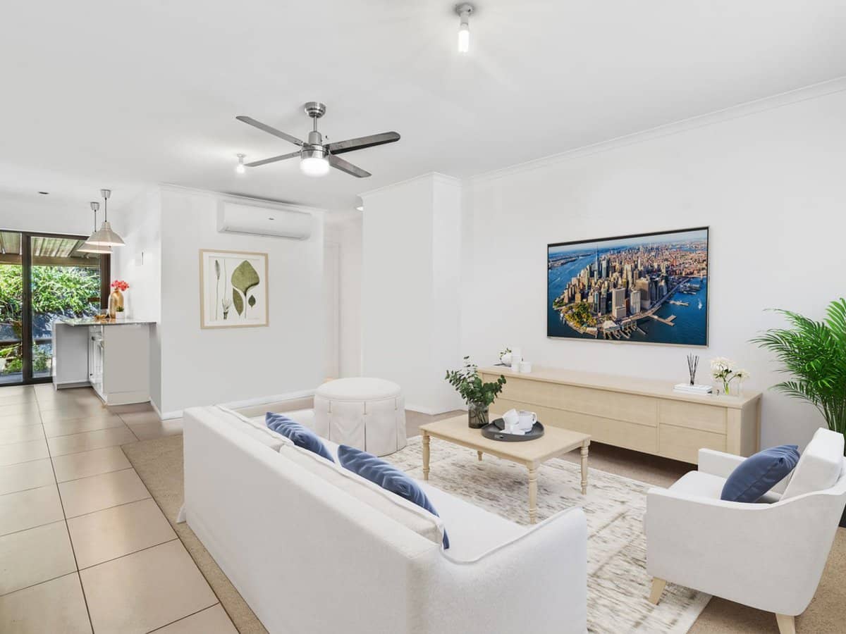 18 Columbia Court, Oxenford - Thumbnail 1