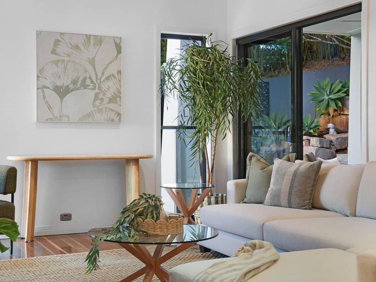 13 Finnagin Drive, BONOGIN - Thumbnail 7