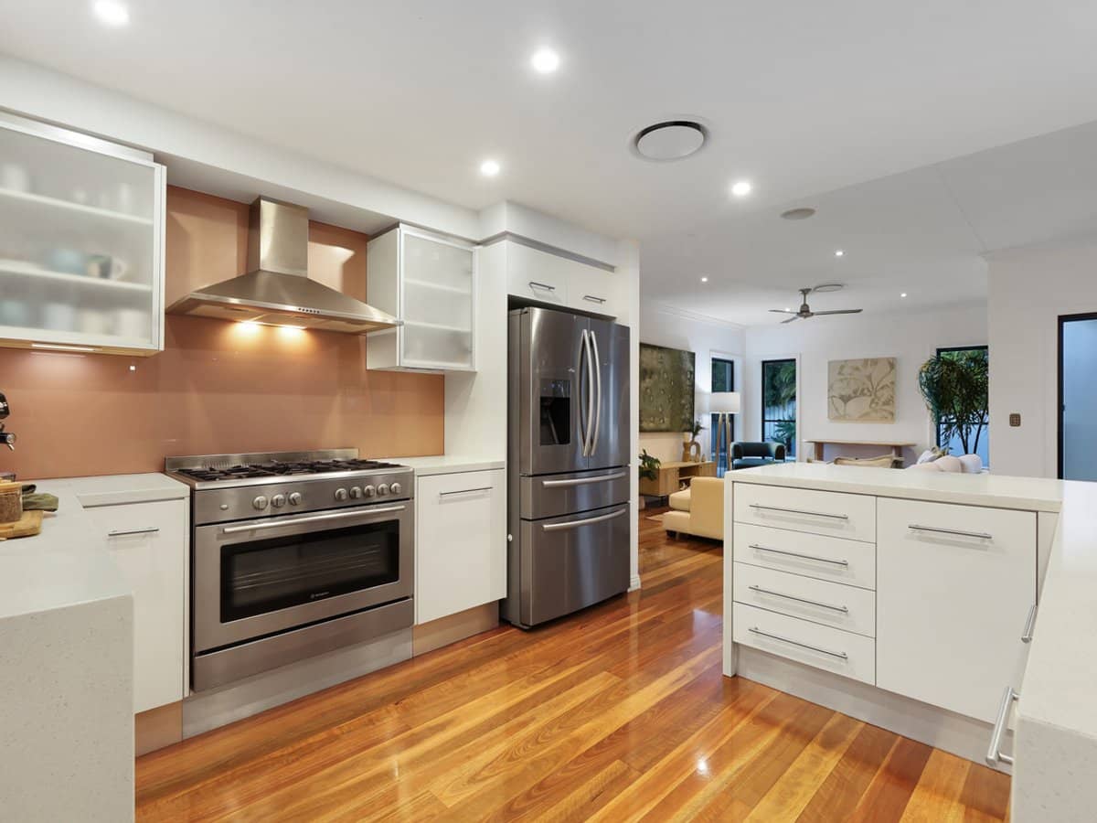 13 Finnagin Drive, BONOGIN - Thumbnail 10