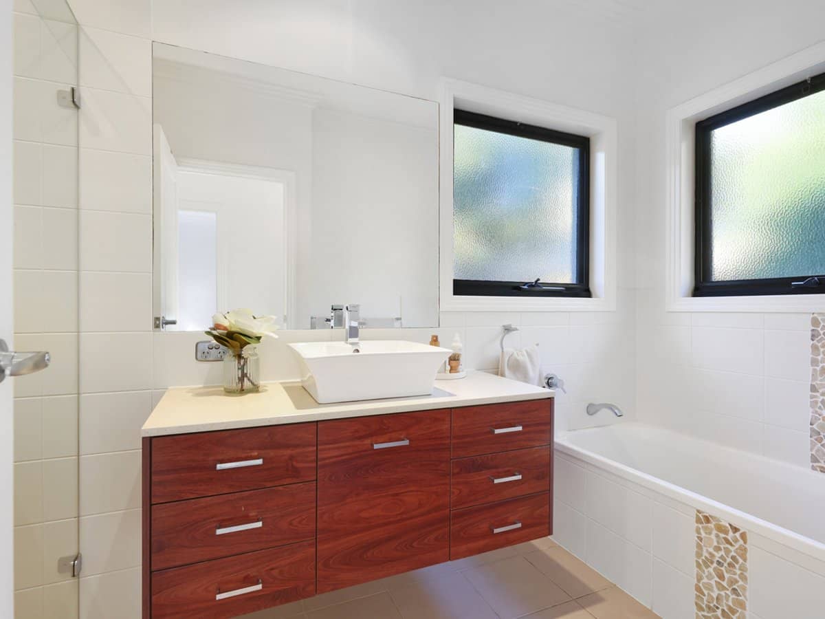 13 Finnagin Drive, BONOGIN - Thumbnail 17