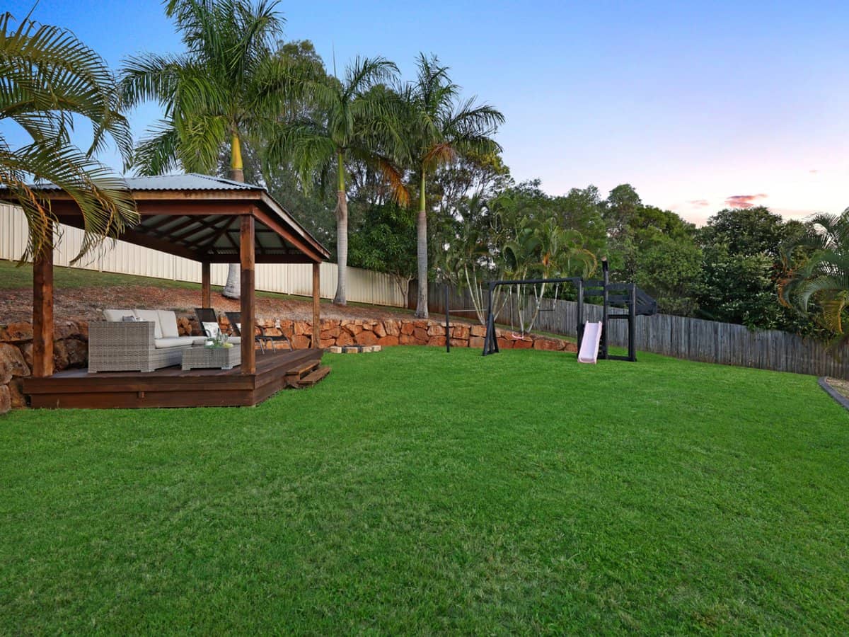 13 Finnagin Drive, BONOGIN - Thumbnail 28