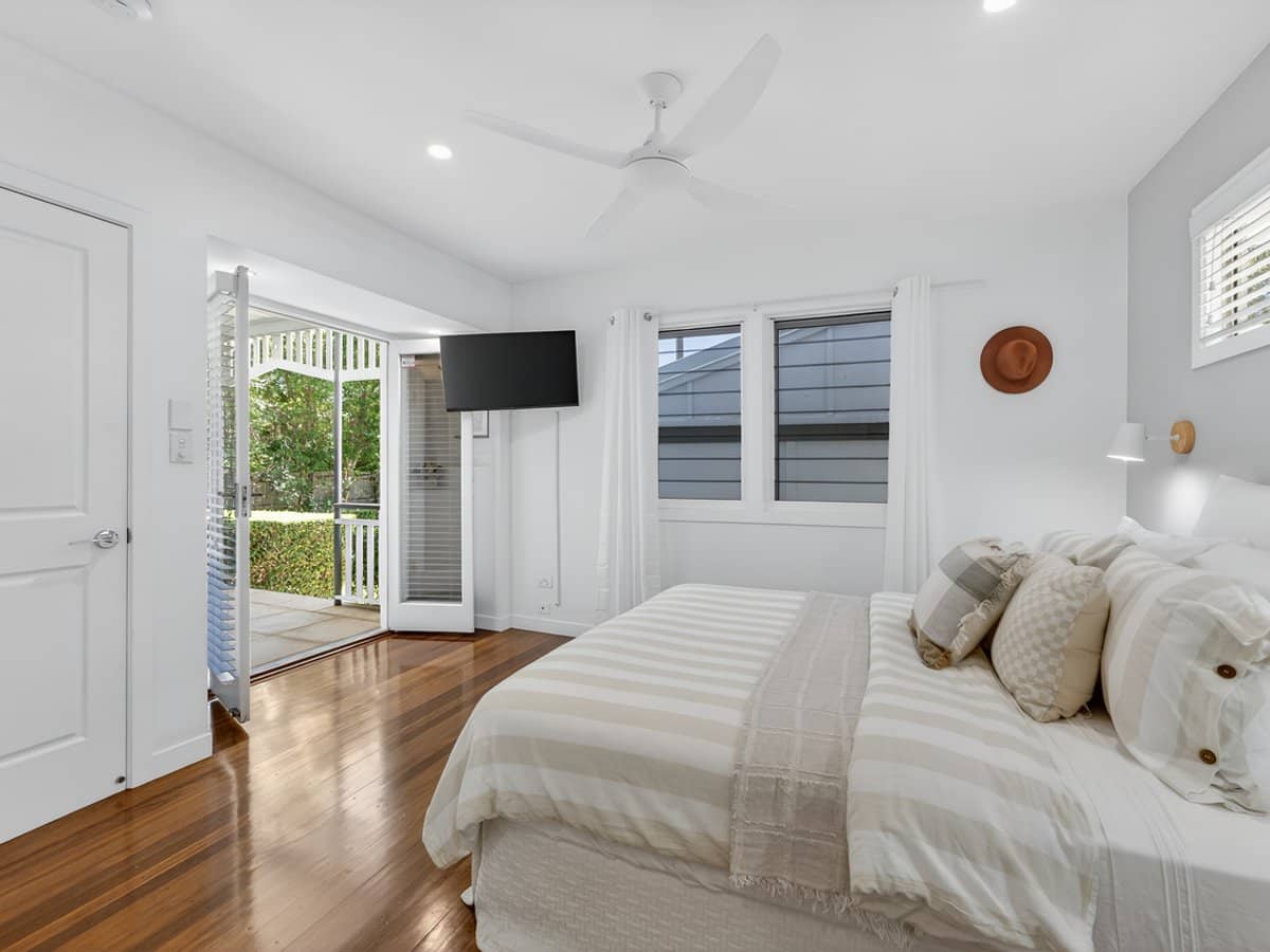 23 Clematis Avenue, HOLLYWELL - Thumbnail 13