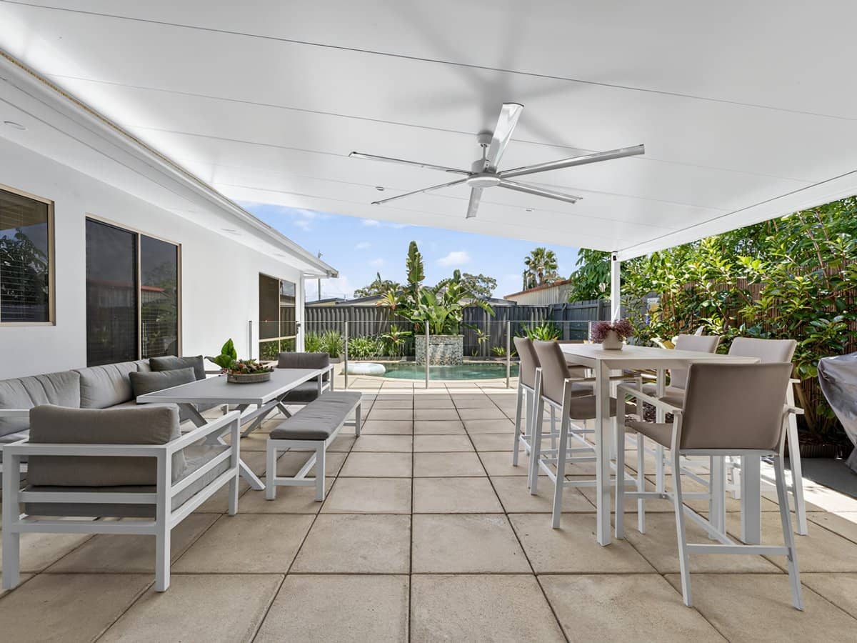 23 Clematis Avenue, HOLLYWELL - Thumbnail 22