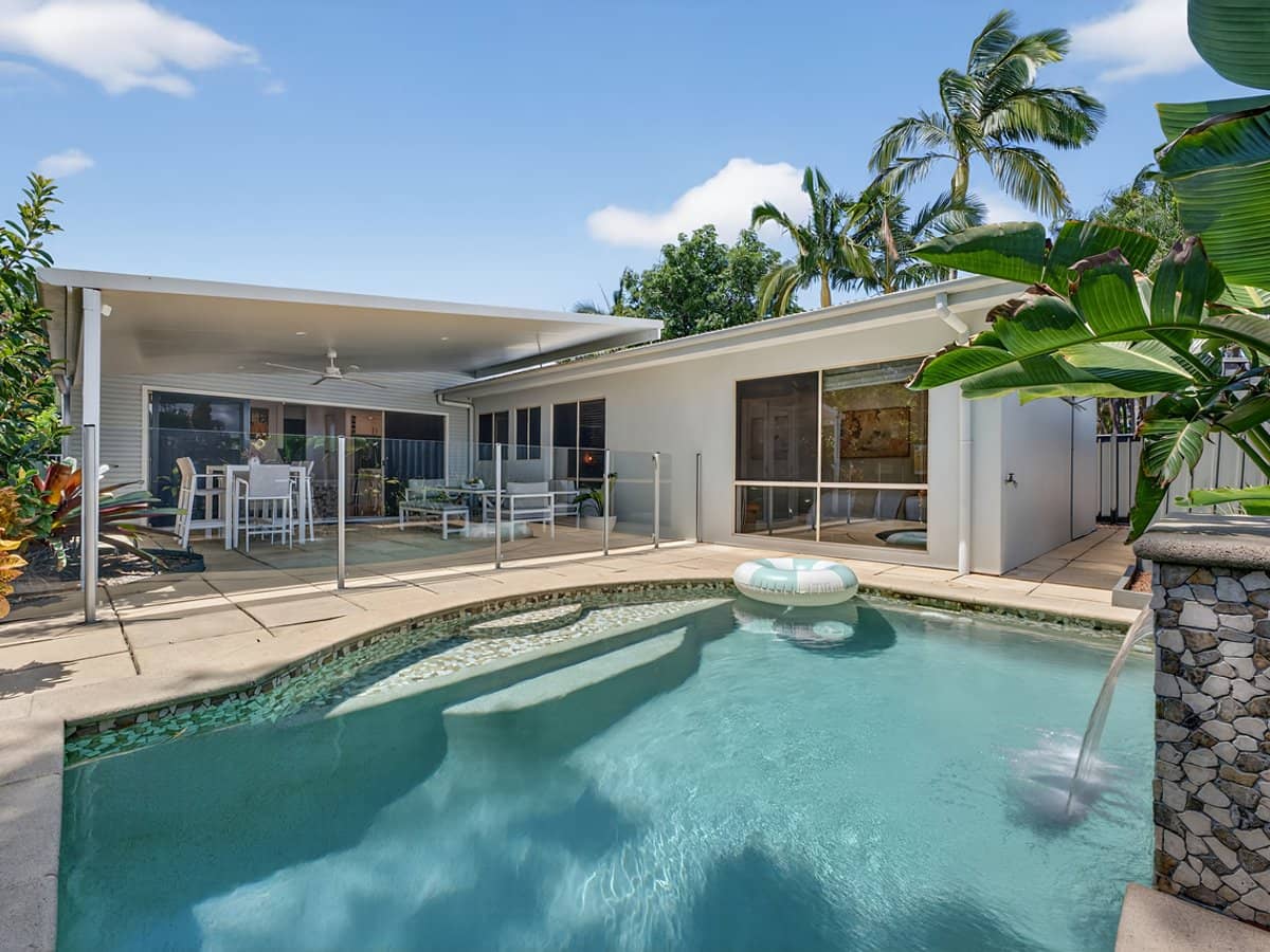 23 Clematis Avenue, HOLLYWELL - Thumbnail 23