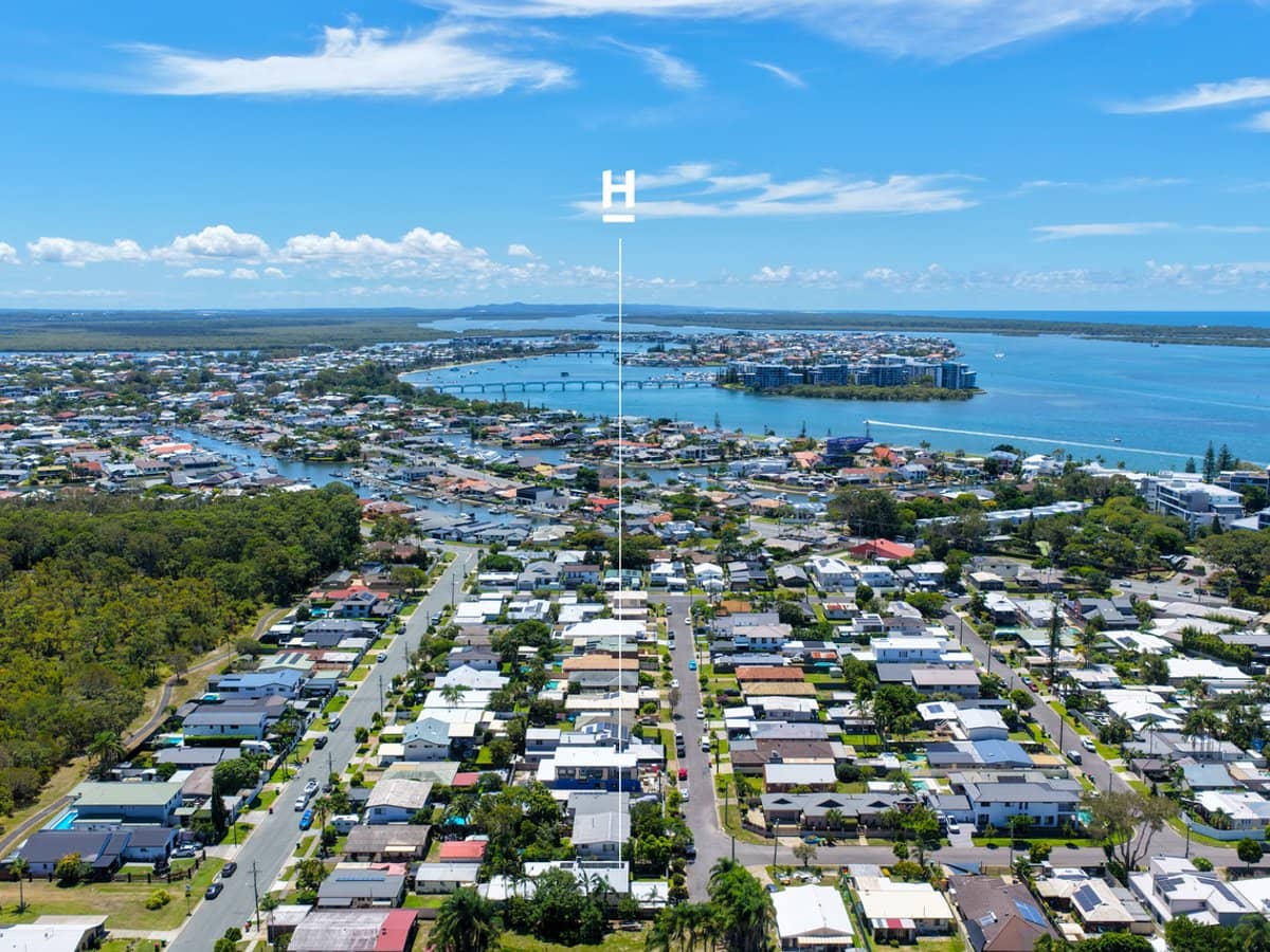 23 Clematis Avenue, HOLLYWELL - Thumbnail 24