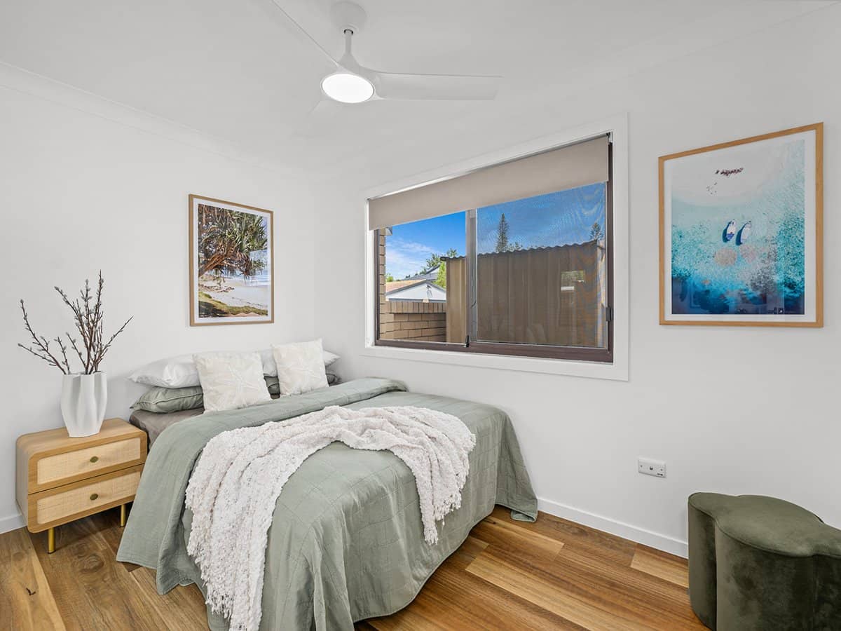 121 Sunshine Boulevard, MERMAID WATERS - Thumbnail 9