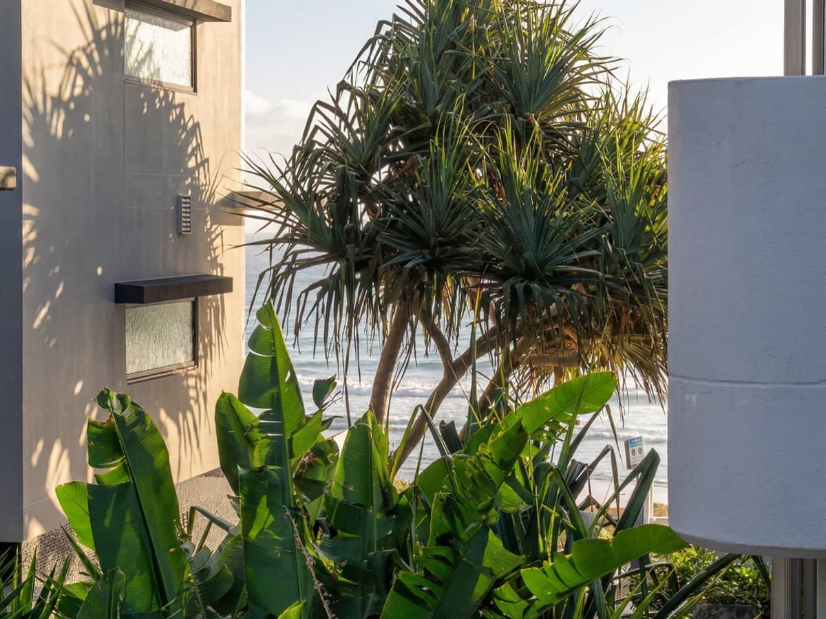 1433 Gold Coast Highway, PALM BEACH - Thumbnail 2