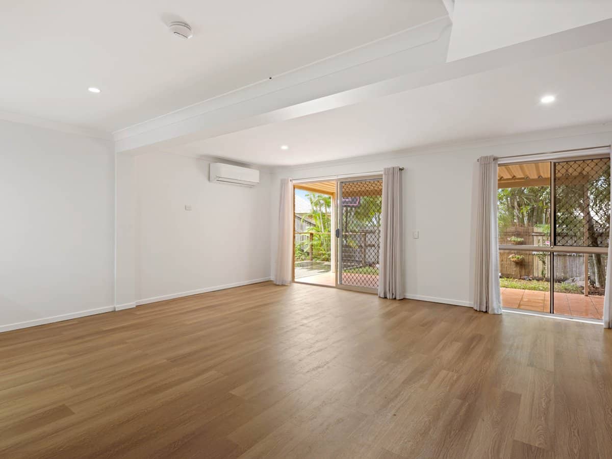 6-10 Bourton Road, MERRIMAC - Thumbnail 3