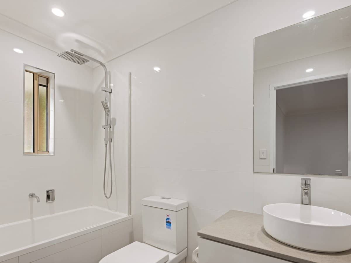 6-10 Bourton Road, MERRIMAC - Thumbnail 12