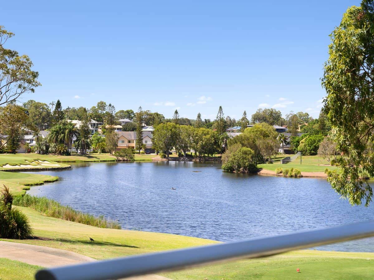 5467 Bay Hill Terrace, SANCTUARY COVE - Thumbnail 4