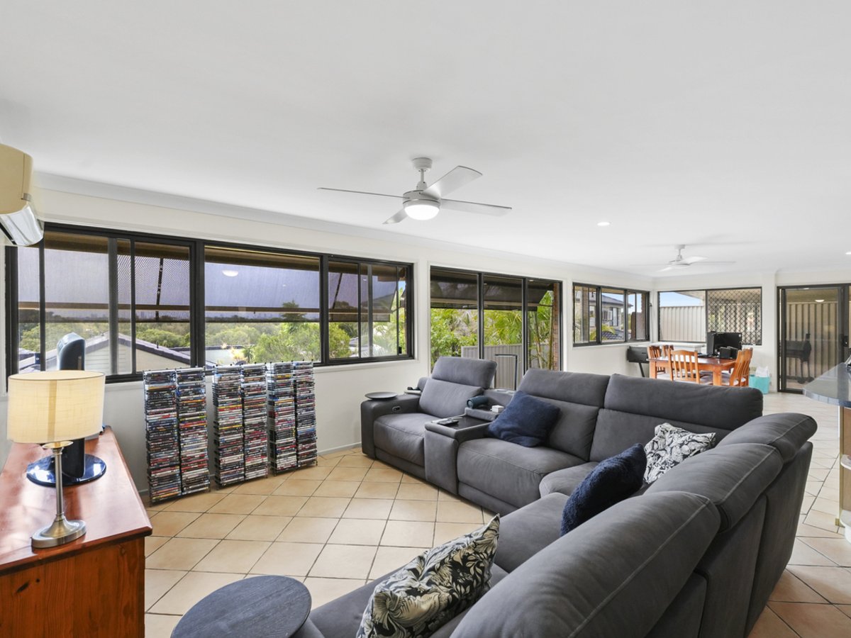 12 Macallan Street, MERRIMAC - Thumbnail 6