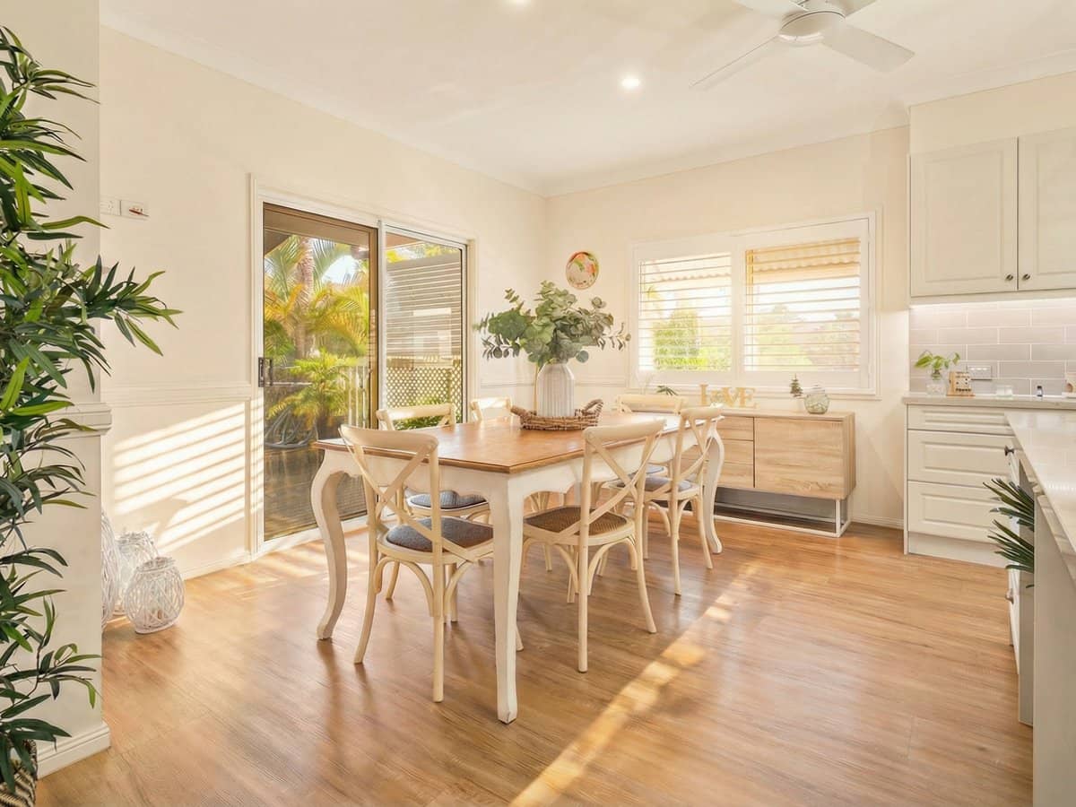 46 Crescent Avenue, HOPE ISLAND - Thumbnail 5