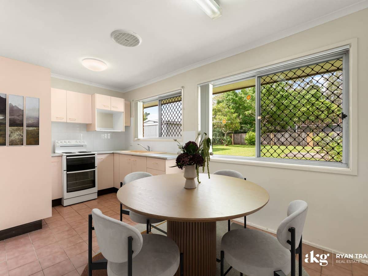 7 Melwood Street, EAGLEBY - Thumbnail 5