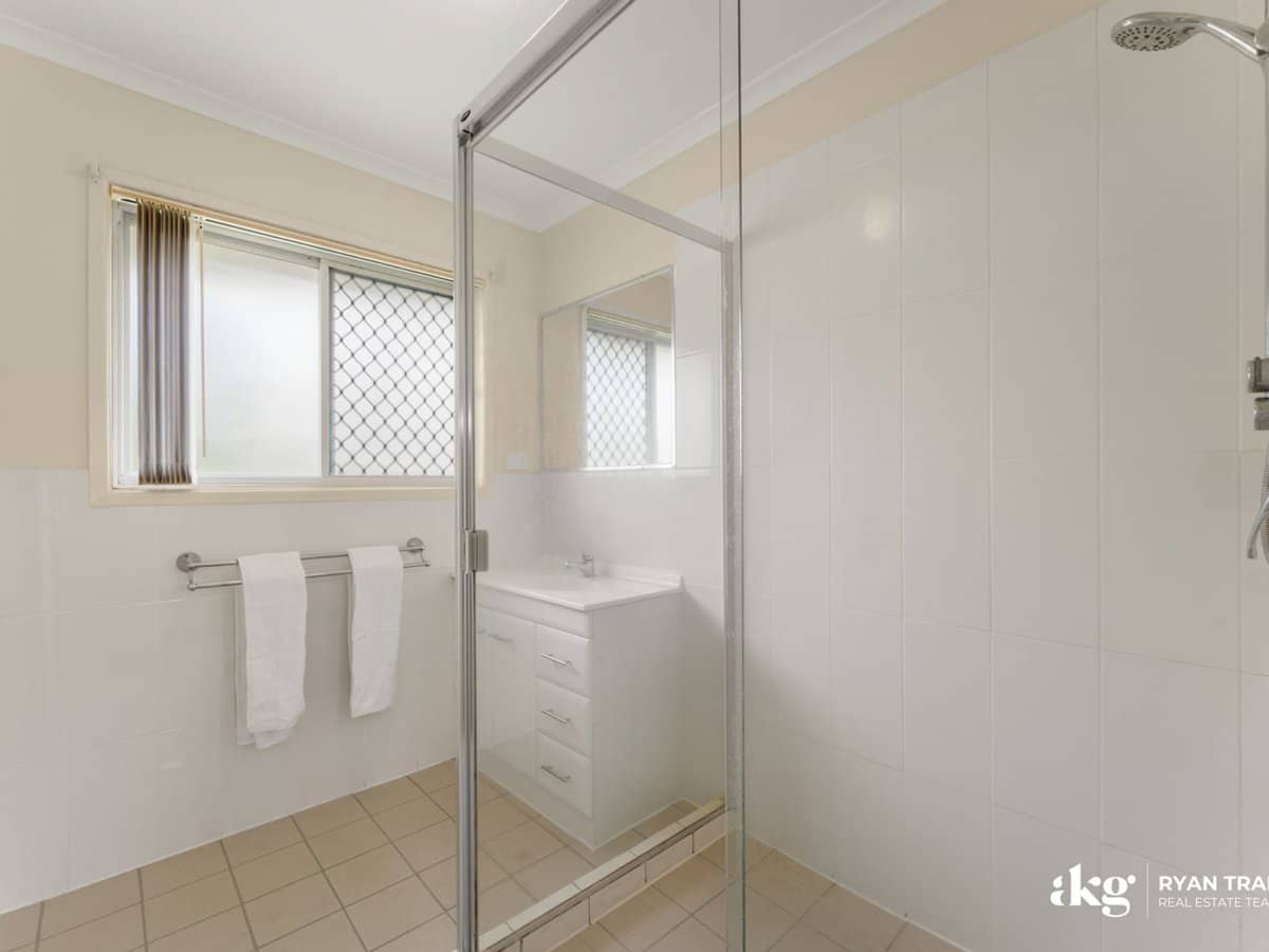 7 Melwood Street, EAGLEBY - Thumbnail 12