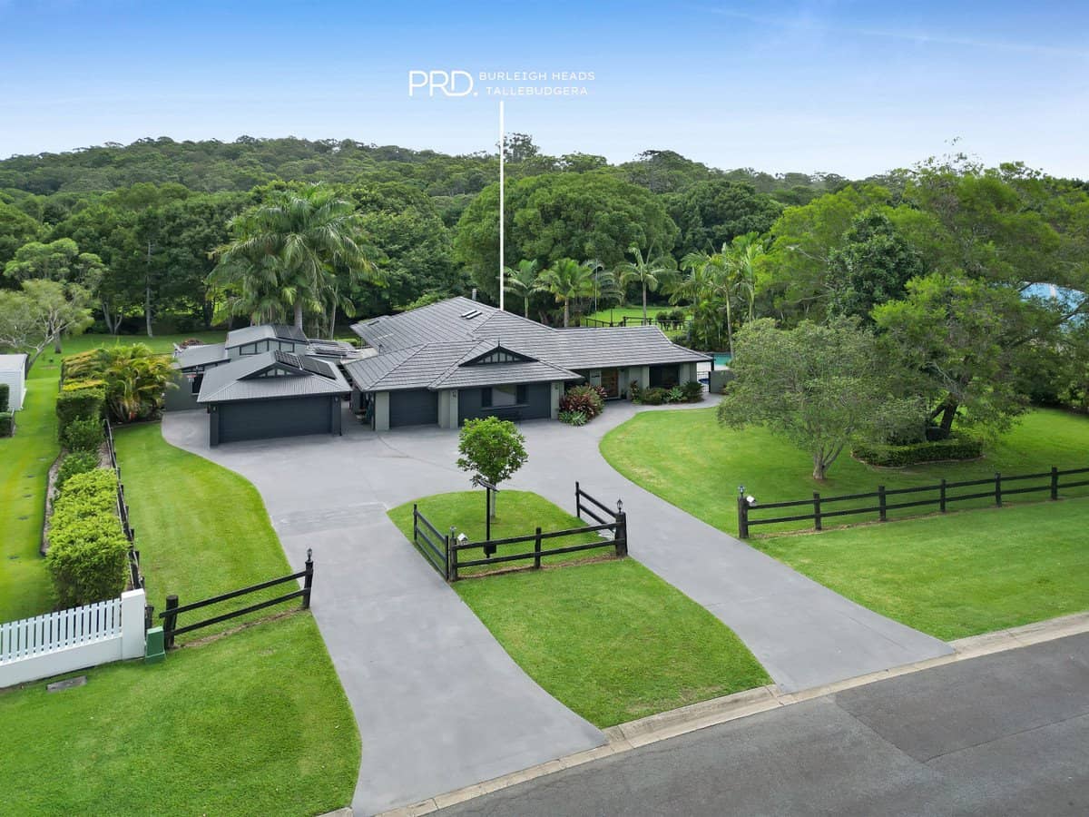 25 Dungogie Drive, Tallebudgera - Thumbnail 2