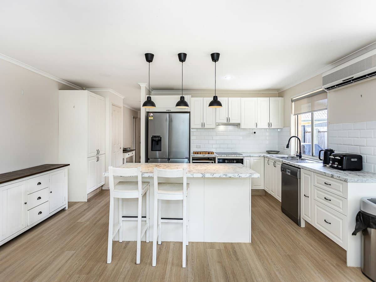 83 Oakdale Avenue, NERANG - Thumbnail 3