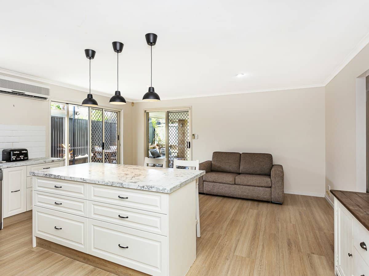 83 Oakdale Avenue, NERANG - Thumbnail 8