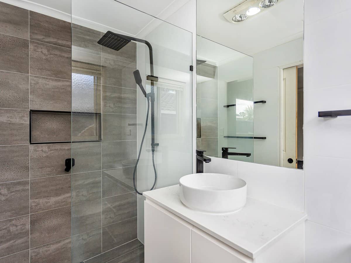 83 Oakdale Avenue, NERANG - Thumbnail 11