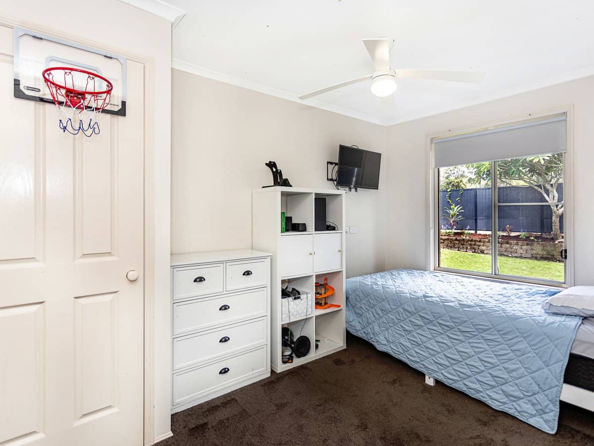 83 Oakdale Avenue, NERANG - Thumbnail 15