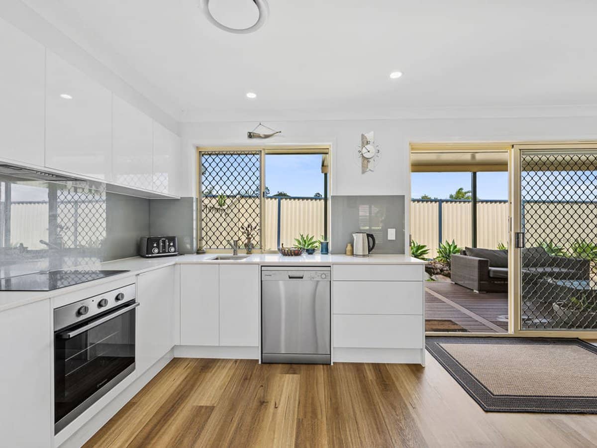 38 Murev Way, CARRARA - Thumbnail 3