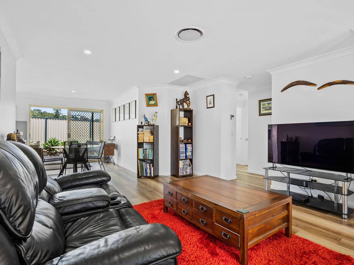 38 Murev Way, CARRARA - Thumbnail 11