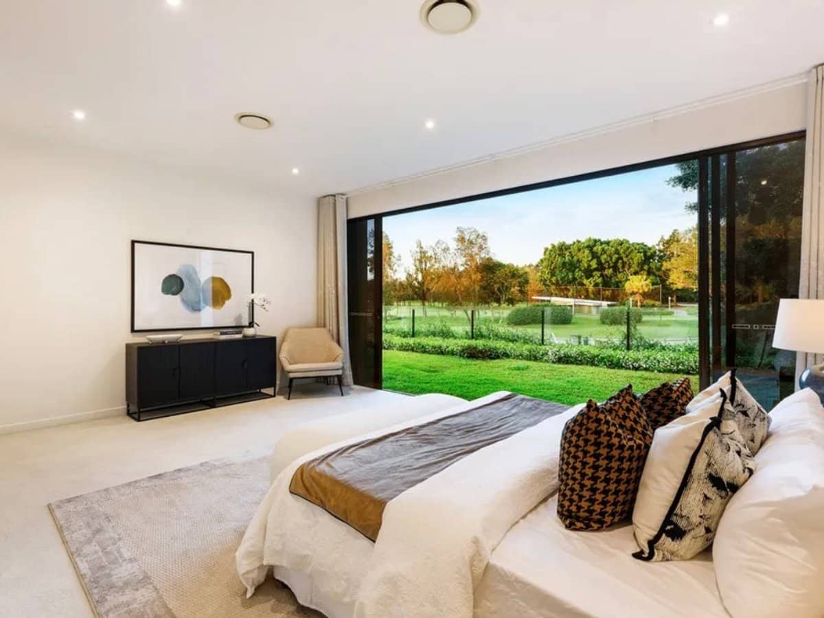 1 The Boulevard, BENOWA - Thumbnail 9