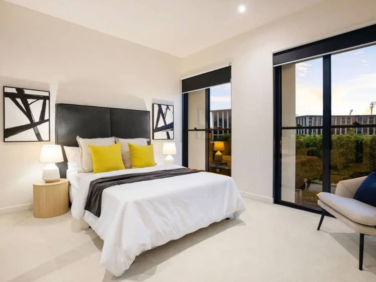 1 The Boulevard, BENOWA - Thumbnail 13