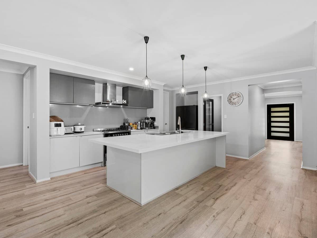 9 Moorinya Circuit, PIMPAMA - Thumbnail 6