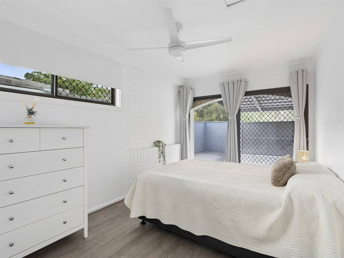 224 Oxley Drive, COOMBABAH - Thumbnail 16