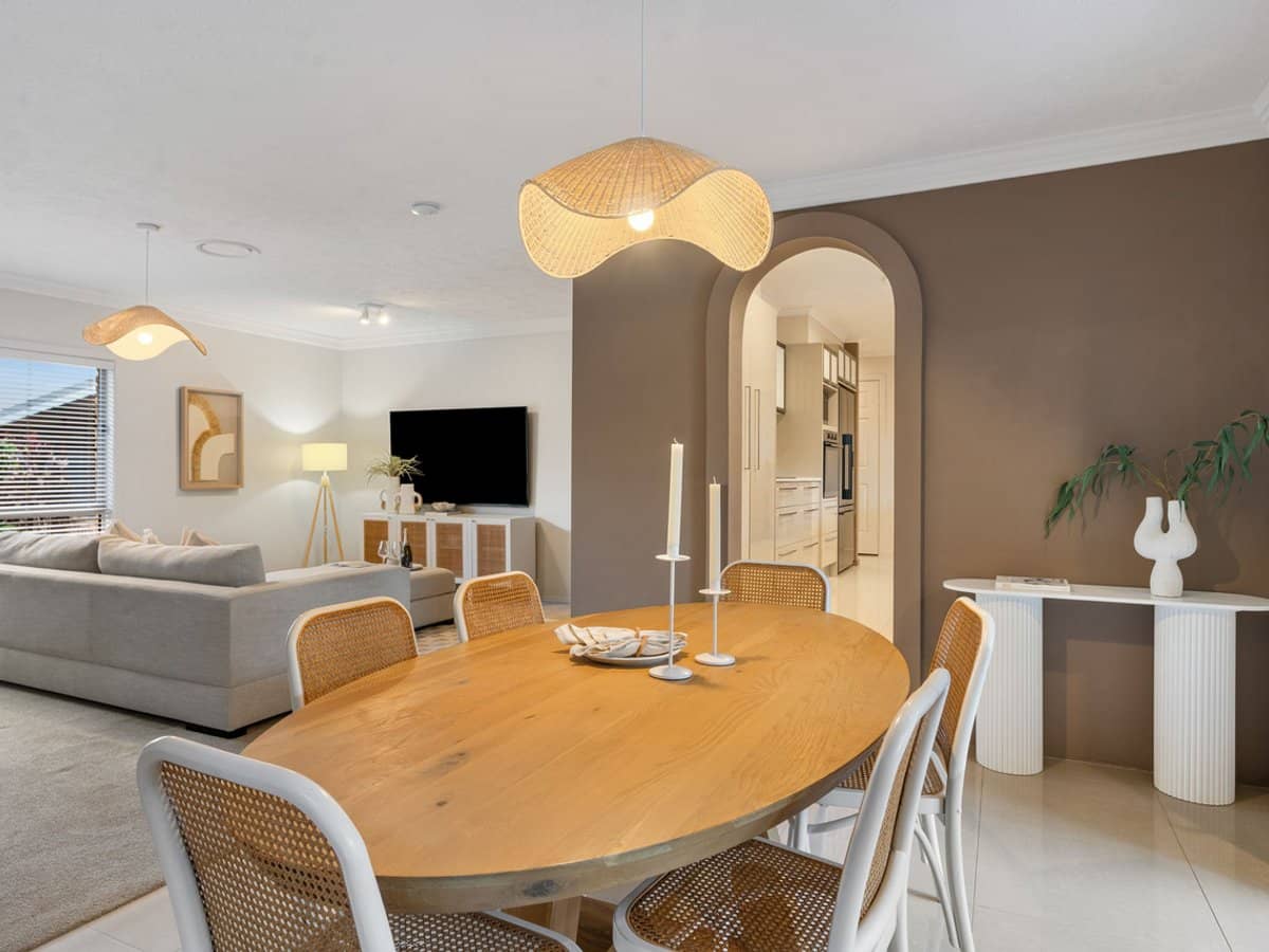 39 Dunkeith Avenue, Benowa Waters - Thumbnail 5