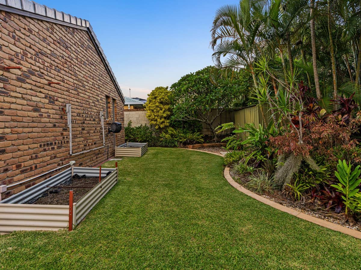 39 Dunkeith Avenue, Benowa Waters - Thumbnail 25