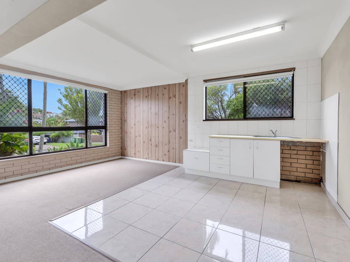 34 Parasol Street, ASHMORE - Thumbnail 16