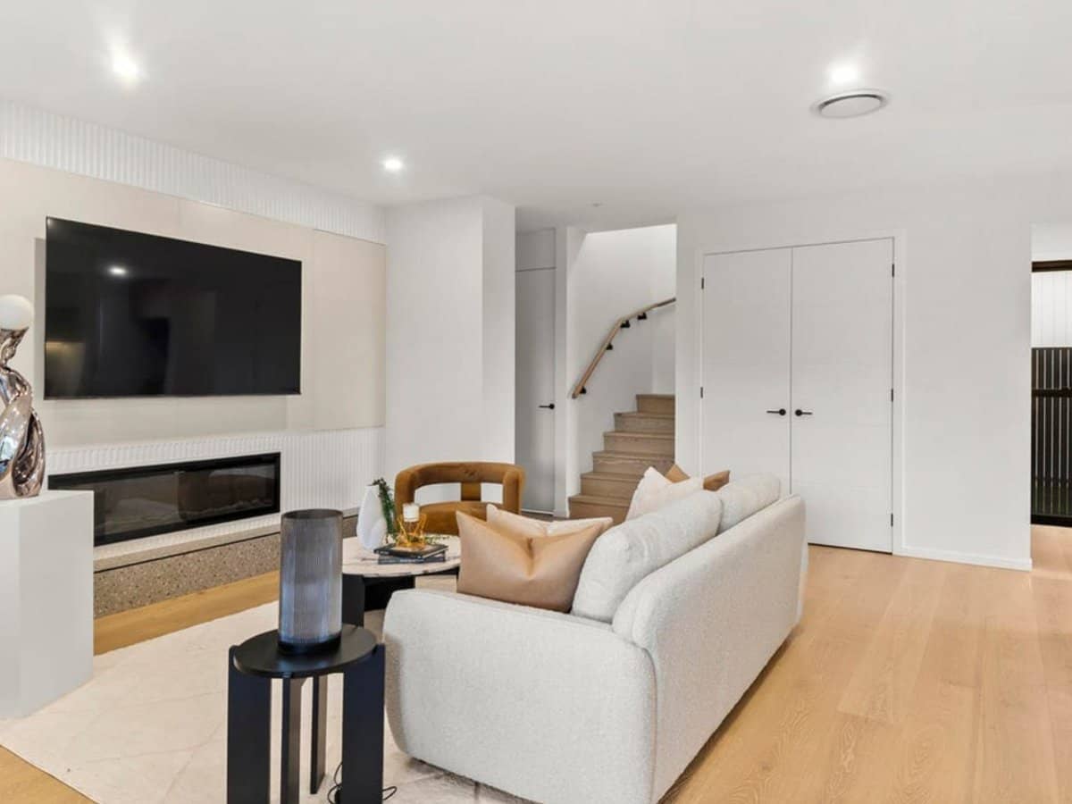 51 Rudd Street, BROADBEACH WATERS - Thumbnail 4