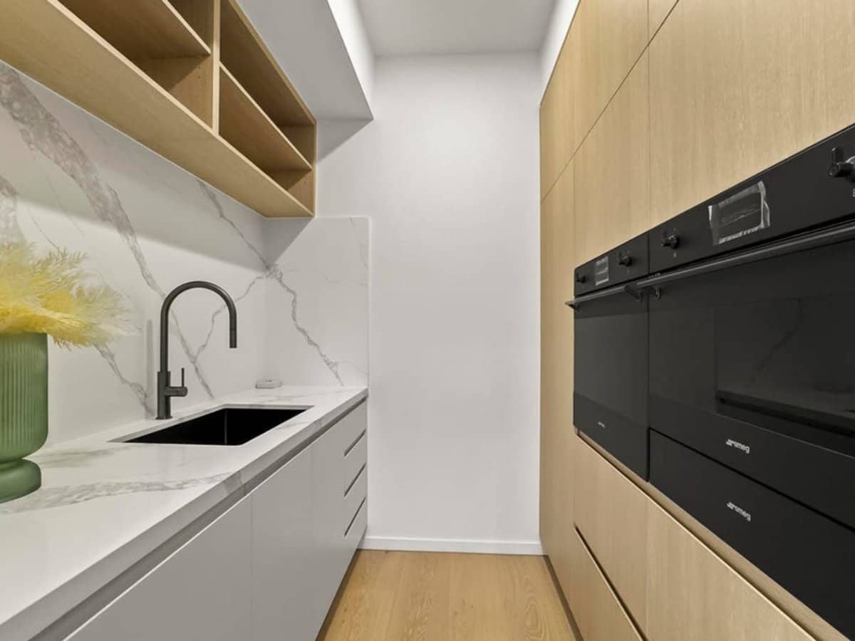 51 Rudd Street, BROADBEACH WATERS - Thumbnail 11