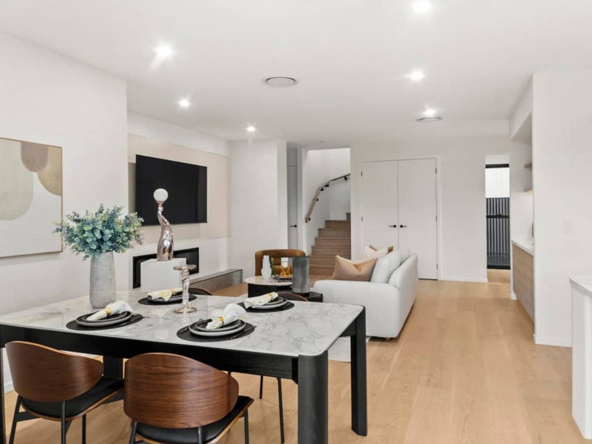 51 Rudd Street, BROADBEACH WATERS - Thumbnail 12