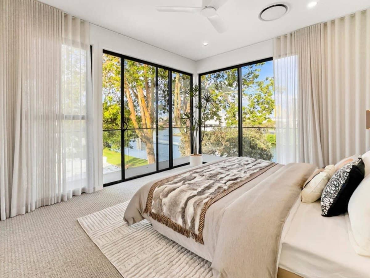 51 Rudd Street, BROADBEACH WATERS - Thumbnail 15