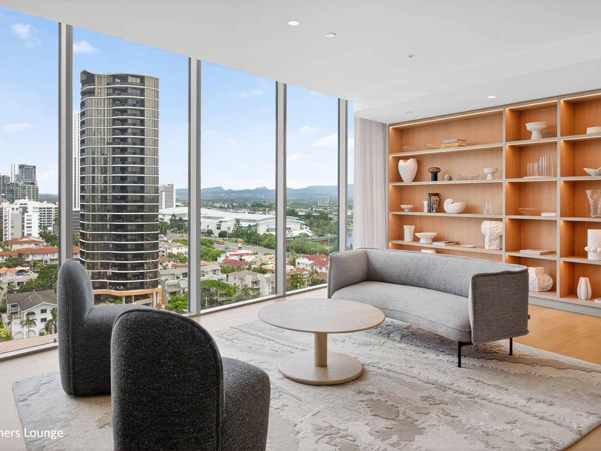 146 Surf Parade, BROADBEACH - Thumbnail 18