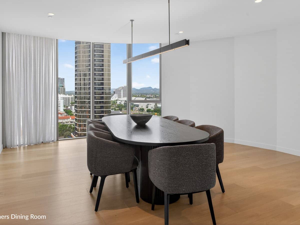 146 Surf Parade, BROADBEACH - Thumbnail 20